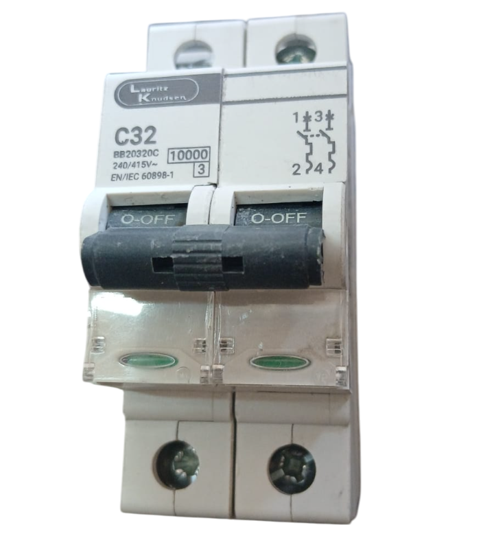 32A L & T AC MCB
